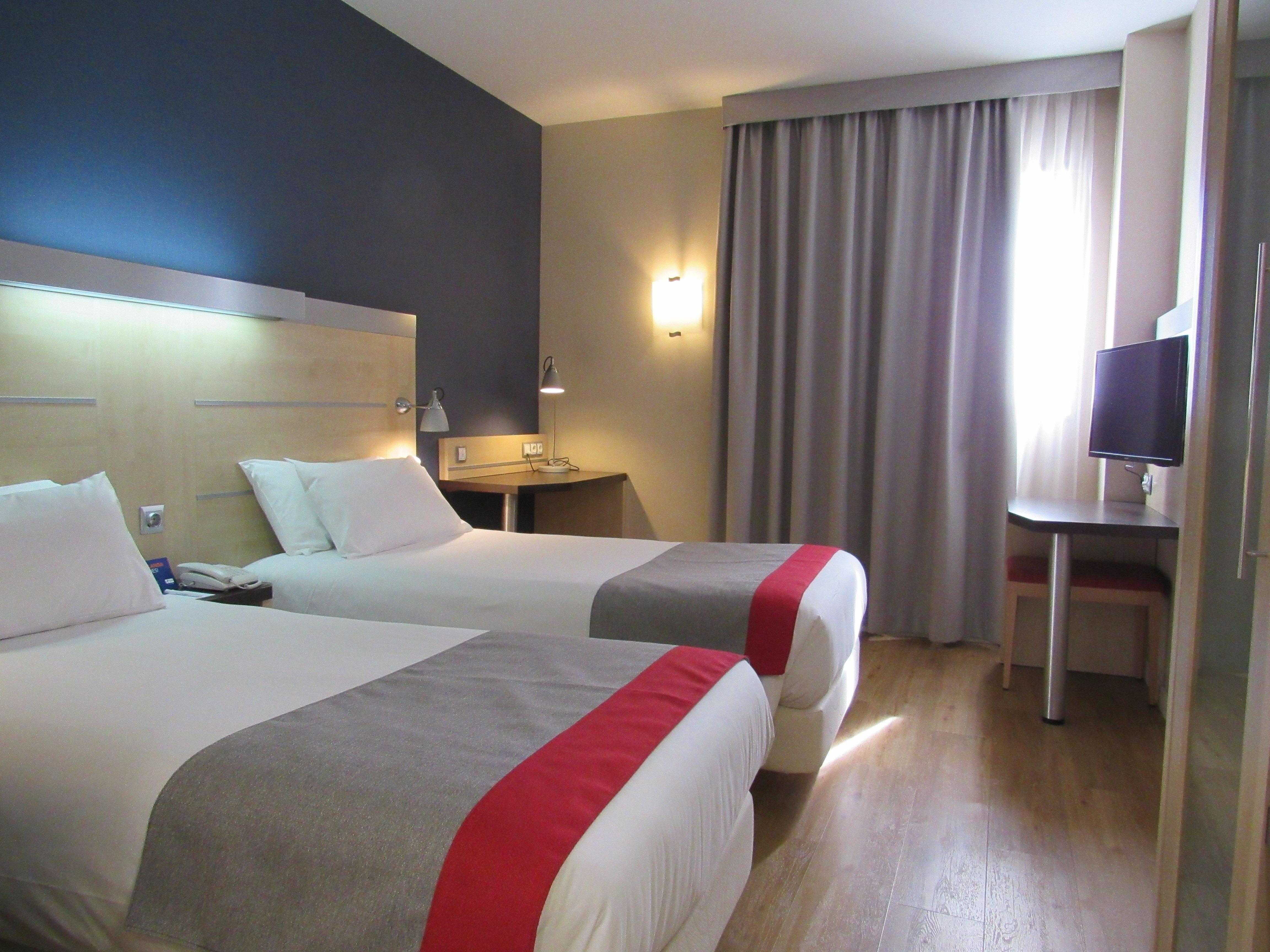 Express 22@ By Ihg