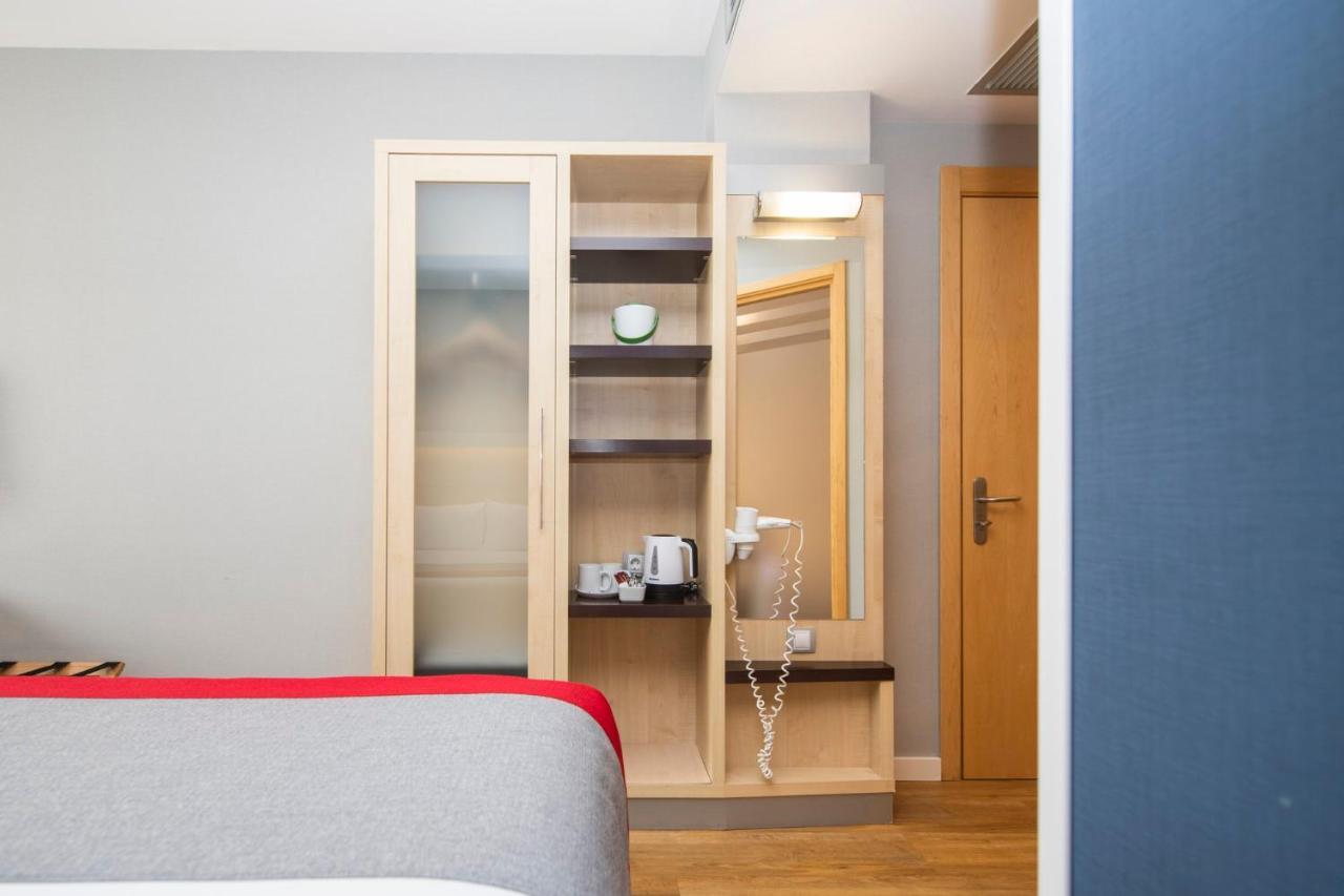Express 22@ By Ihg 3*