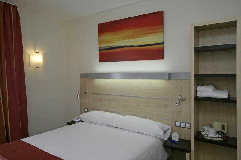 Hotell Express 22@ By Ihg 3*